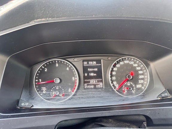 Volkswagen Transporter 13 of 13