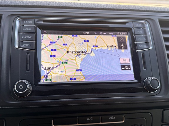 Volkswagen Transporter 11 of 13