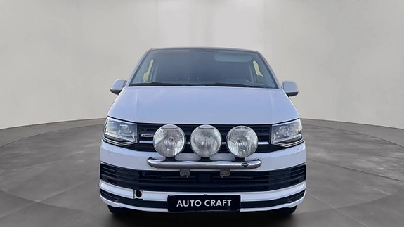 Volkswagen Transporter 2 of 13