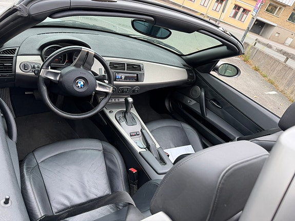 BMW Z4 3 of 7