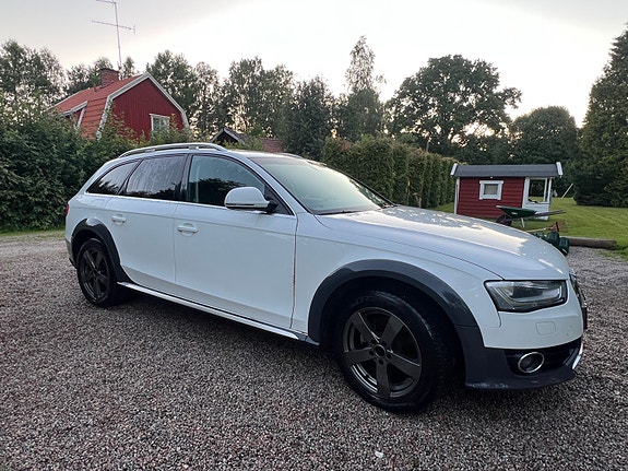 Audi A4 allroad 2 of 4