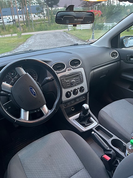 Ford Focus 5 of 7