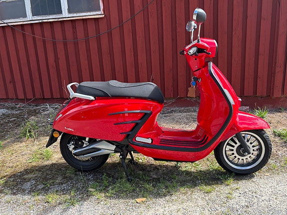 Motocr E-Libra 2 of 7