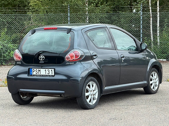 Toyota Aygo 5 of 9