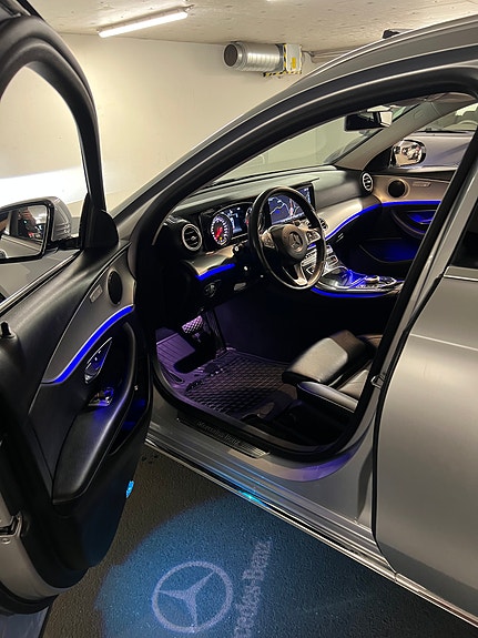 Mercedes-Benz E220 7 of 13