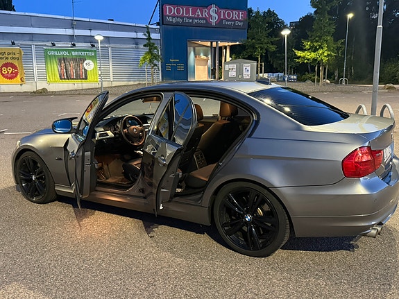 BMW 325d 5 of 9