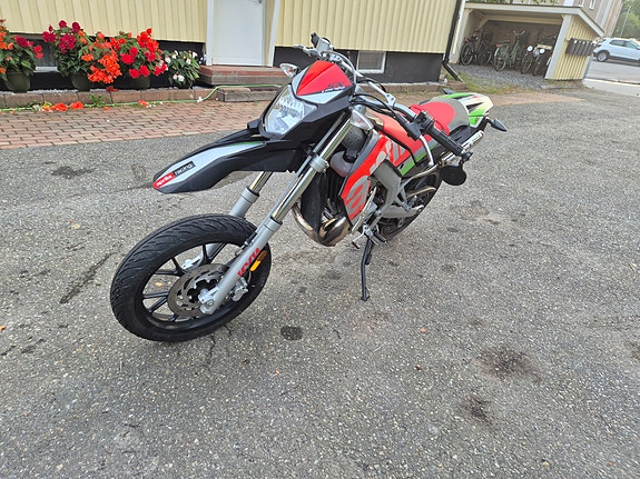 Aprilia SX50 2 of 4