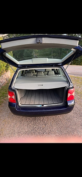 Volkswagen Passat 13 of 13