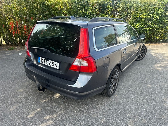 Volvo V70 14 of 17