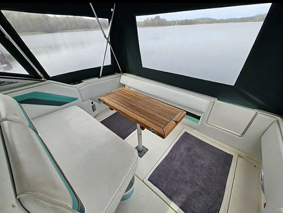 Searay 27 Sundancer 6 of 12