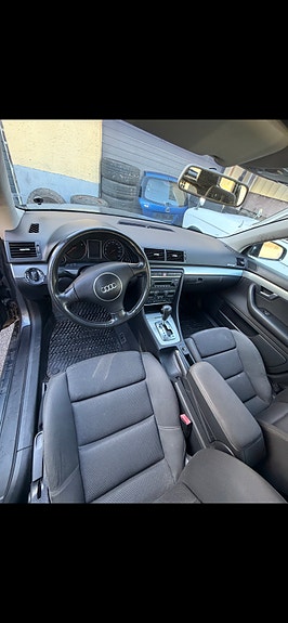 Audi A4 10 of 10