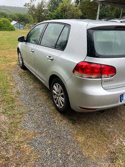 Volkswagen Golf VI 2 of 7