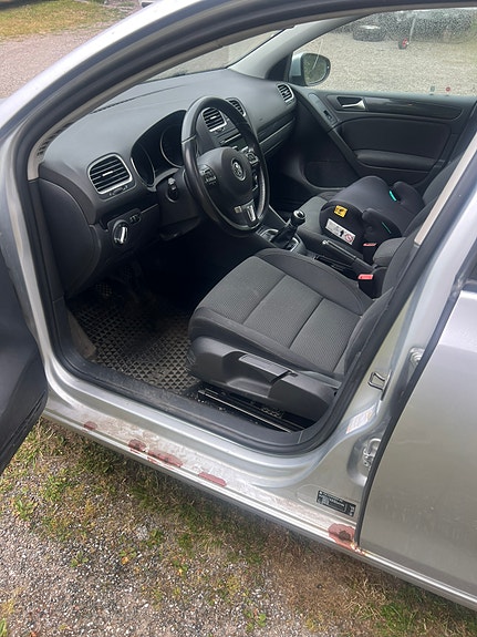 Volkswagen Golf VI 4 of 7