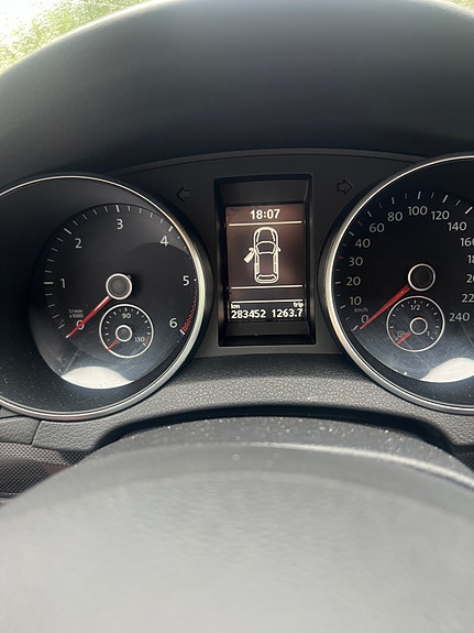 Volkswagen Golf VI 6 of 7