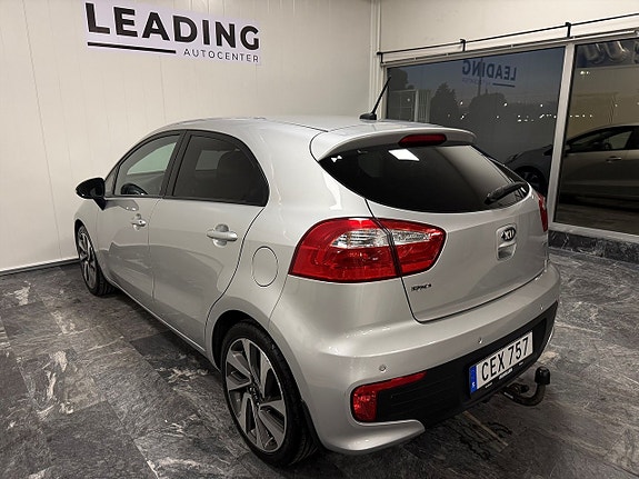 Kia Rio 2 of 22