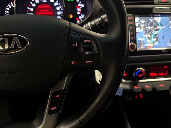Kia Rio 16 of 22
