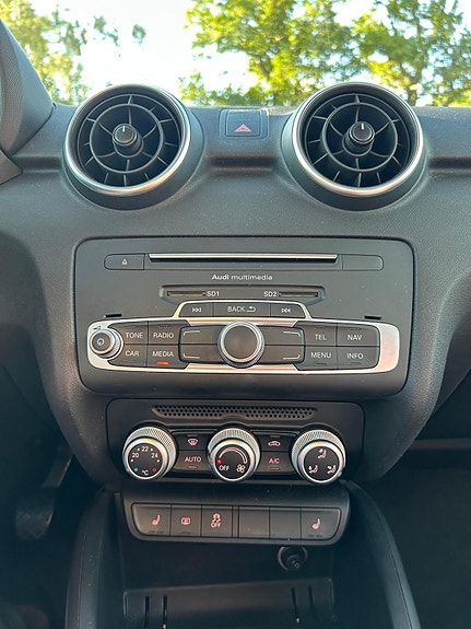 Audi A1 8 of 19