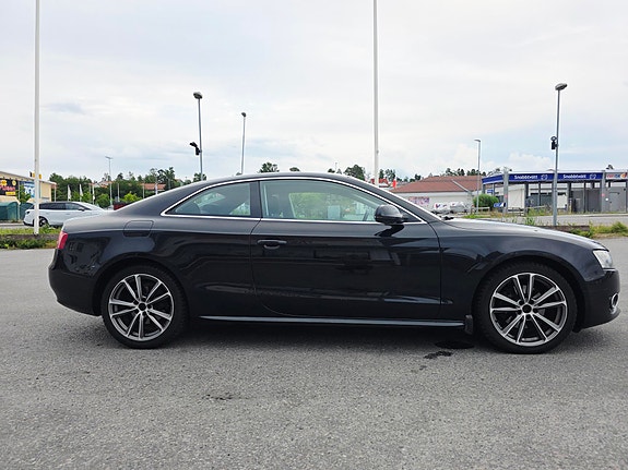 Audi A5 7 of 9