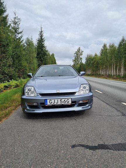 Honda Prelude 2 of 5