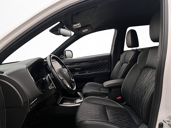 Mitsubishi Outlander 11 of 30