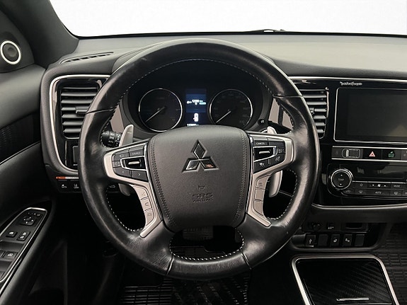 Mitsubishi Outlander 13 of 30