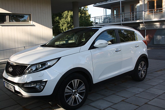 Kia Sportage 2 of 17
