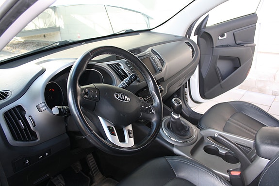 Kia Sportage 9 of 17
