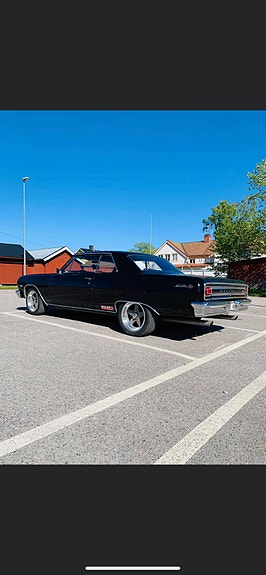 Chevrolet Chevelle 2 of 6