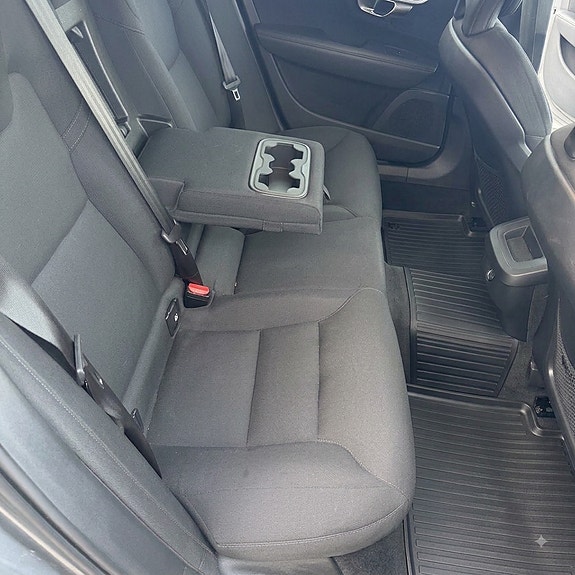 Volvo V90 14 of 18