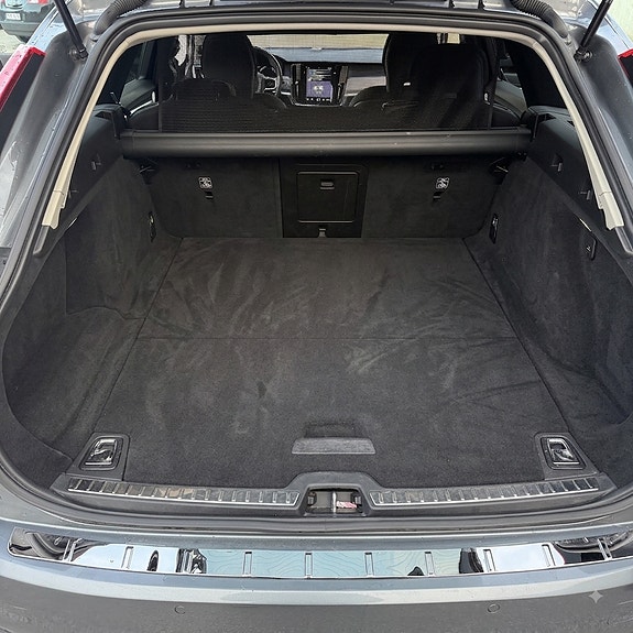 Volvo V90 15 of 18
