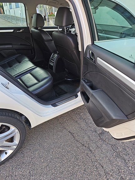 Skoda Superb 8 of 15