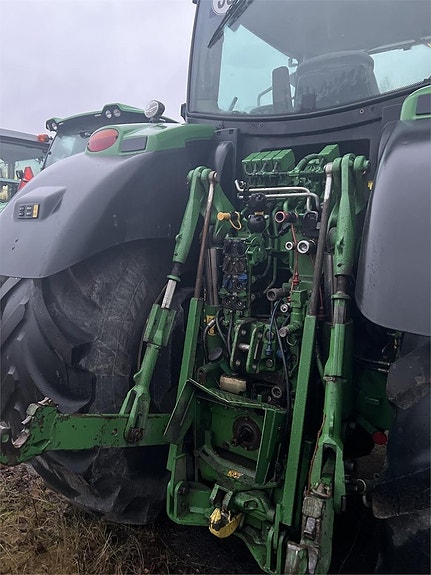 John Deere 6215R 7 of 7