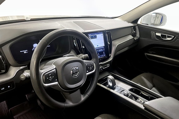 Volvo XC60 5 of 9