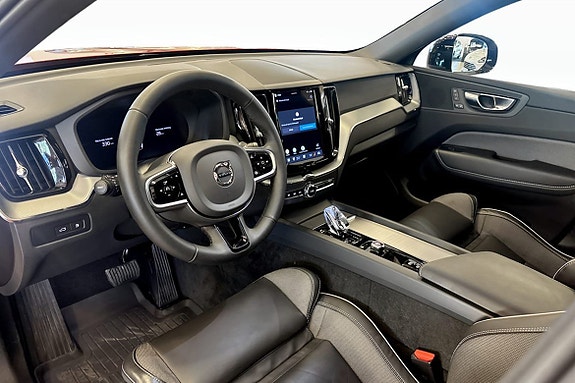 Volvo XC60 5 of 9