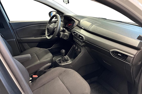 Dacia Sandero 7 of 21