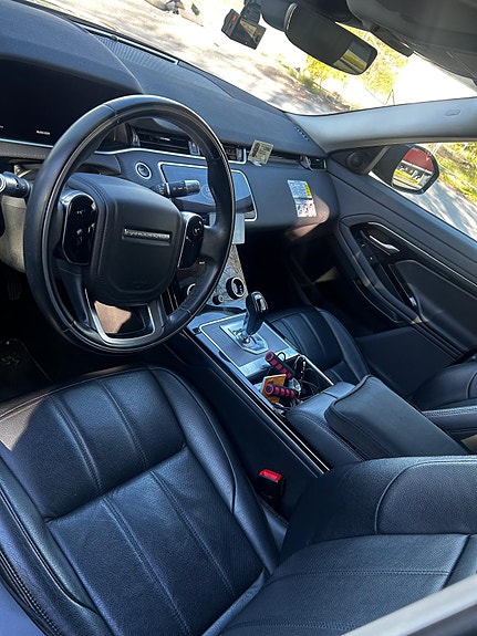 Land Rover Range Rover Evoque 6 of 8