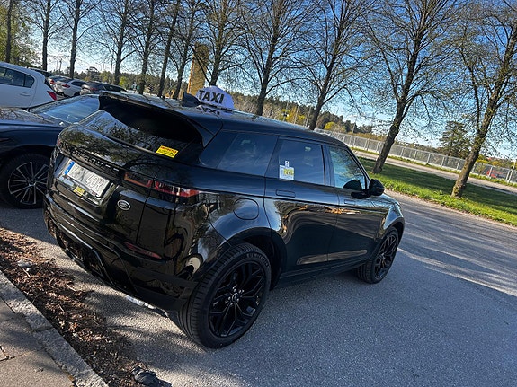 Land Rover Range Rover Evoque 2 of 8