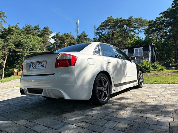 Audi A4 5 of 11