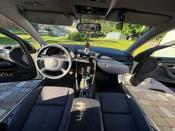 Audi A4 8 of 11