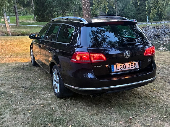 Volkswagen Passat 6 of 24
