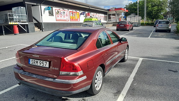 Volvo S60 3 of 8