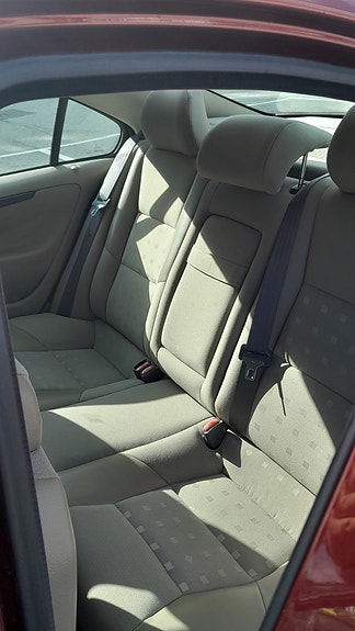 Volvo S60 5 of 8