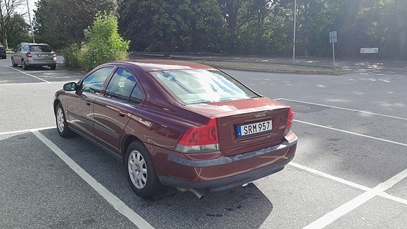 Volvo S60 4 of 8