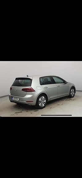 Volkswagen Golf VII 3 of 7