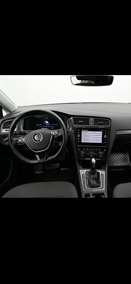 Volkswagen Golf VII 6 of 7
