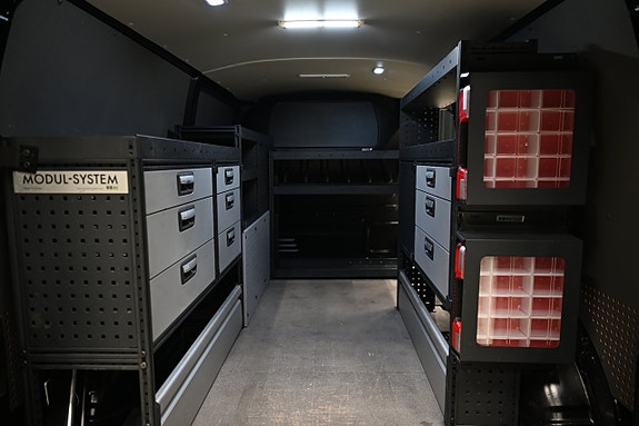 Volkswagen Transporter 13 of 30