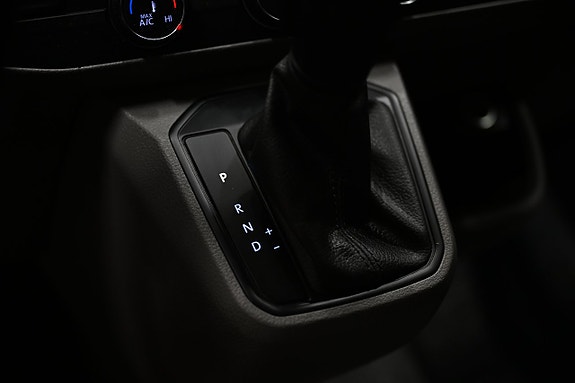 Volkswagen Transporter 30 of 30