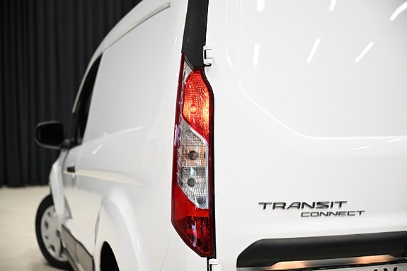 Ford Transit Connect 10 of 27