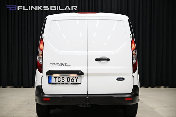 Ford Transit Connect 8 of 27