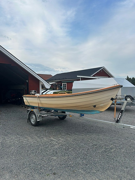Uttern 430 inkl reg. Trailer 2 of 8